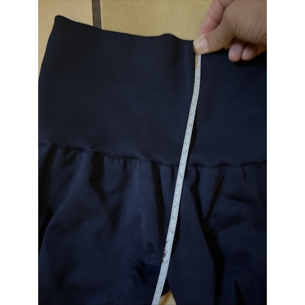 LNDR Chisel Leggings XS Navy 8/8 Compression High Waisted Stretch Fitness HIIT - Picture 6 of 10